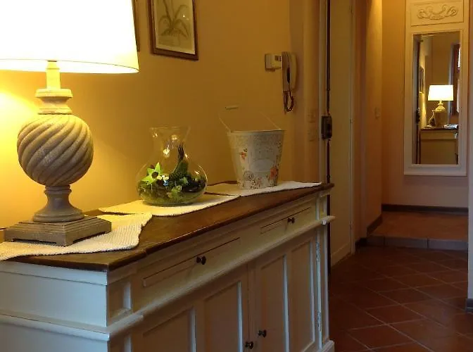 Pinturicchio, Characteristic And Comfortable Apartment In The Historic Center